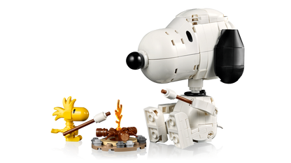 21368 | LEGO® Ideas Peanuts: Snoopy's Doghouse