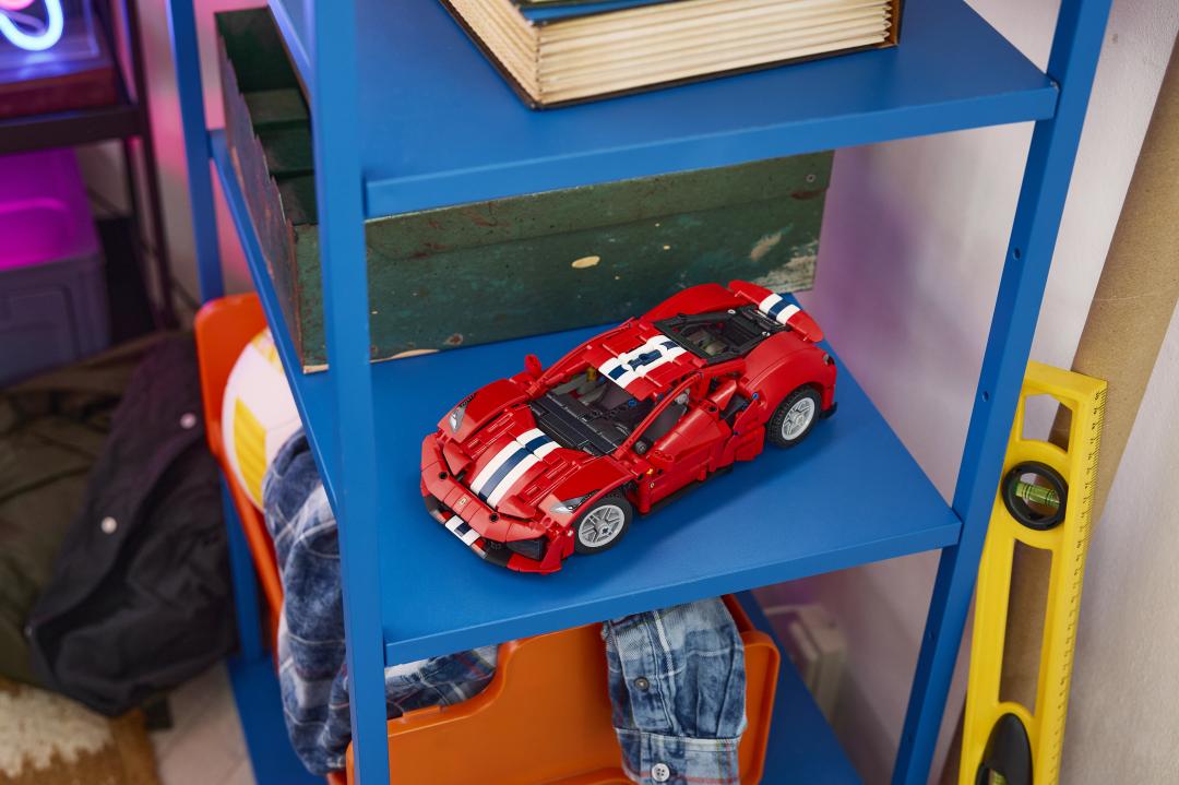 42235 | LEGO® Technic Ferrari 488 PISTA Car