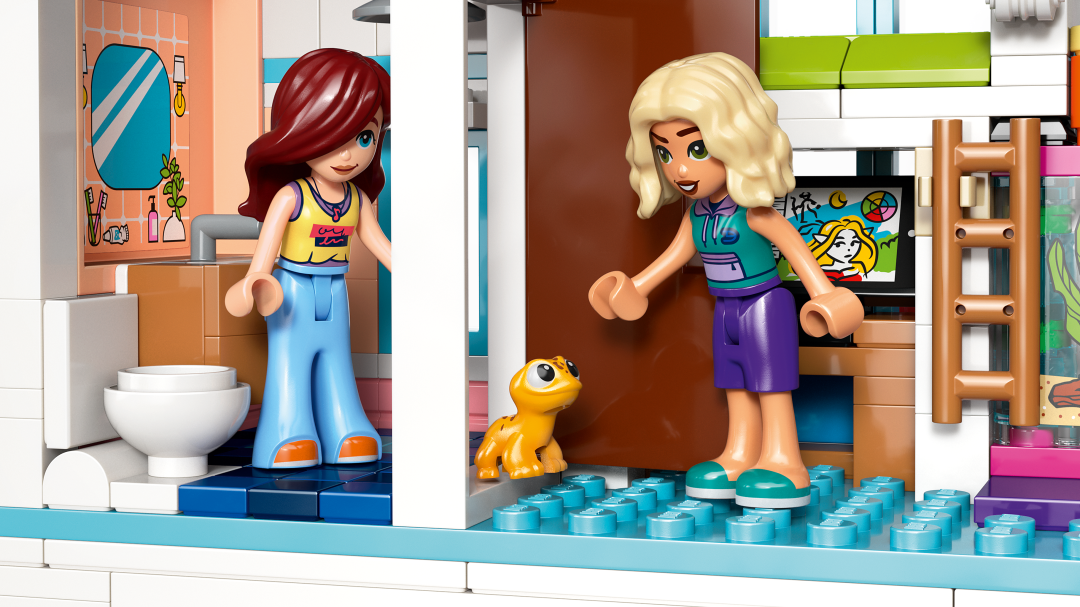 42687 | LEGO® Friends Liann's Family House