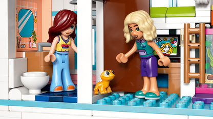 42687 | LEGO® Friends Liann's Family House