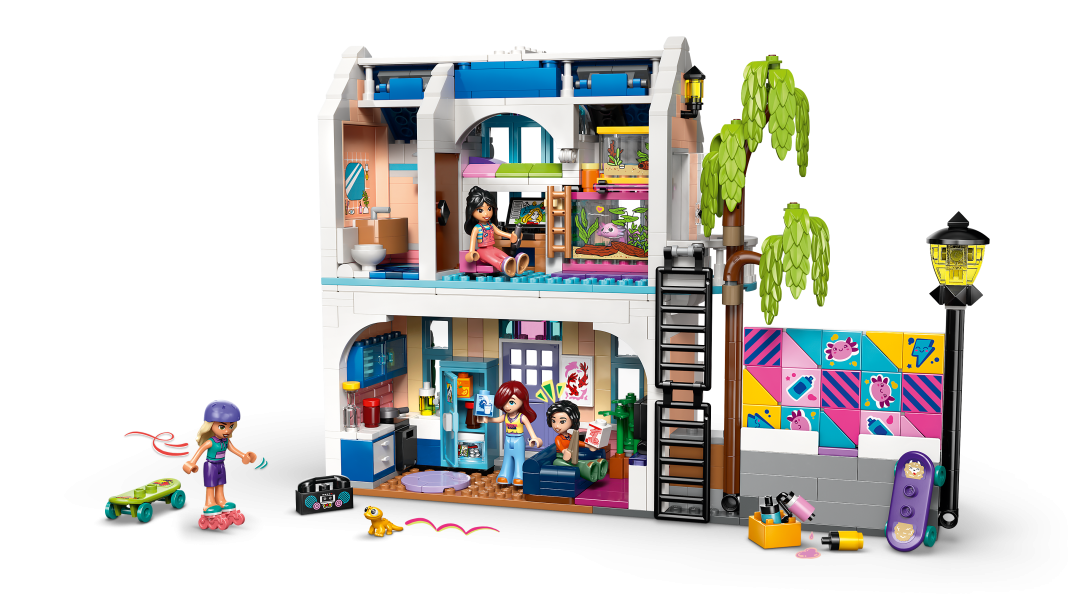 42687 | LEGO® Friends Liann's Family House