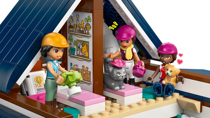 42688 | LEGO® Friends Horse Stable and Riding Academy