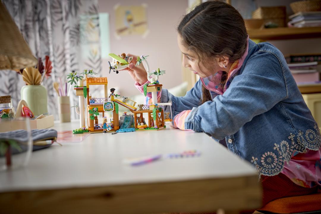 42701 | LEGO® Friends Koala Habitat & Care Center