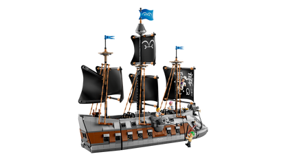 75646 | LEGO® One Piece Garp's Marine Battleship