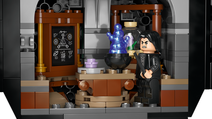 76464 | LEGO® Harry Potter™ Cauldron: Secret Potions Classroom