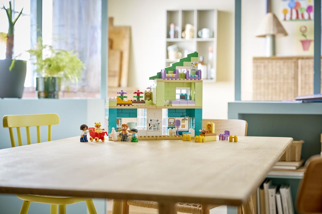 10470 | LEGO® DUPLO® 3in1 Modern Family House with Figures