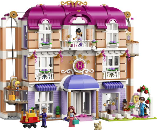 42704 | LEGO® Friends Heartlake City Grand Hotel