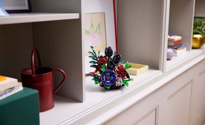 11513 | LEGO® Botanicals Dark Flower Arrangement