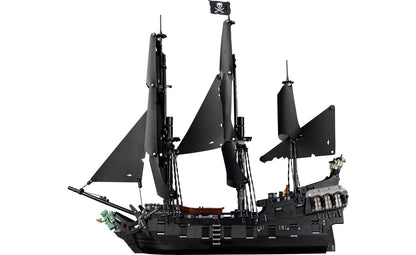 10365 | LEGO® ICONS™ Captain Jack Sparrow's Pirate Ship