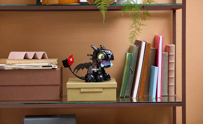 10375 | LEGO® ICONS™ How to Train Your Dragon: Toothless