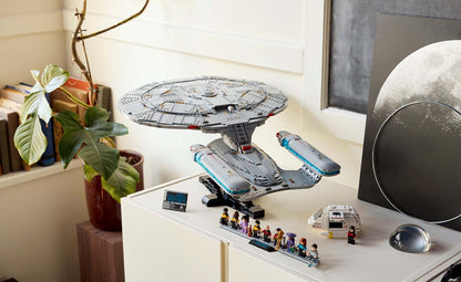 10356 | LEGO® ICONS™ Star Trek: U.S.S. Enterprise NCC-1701-D™