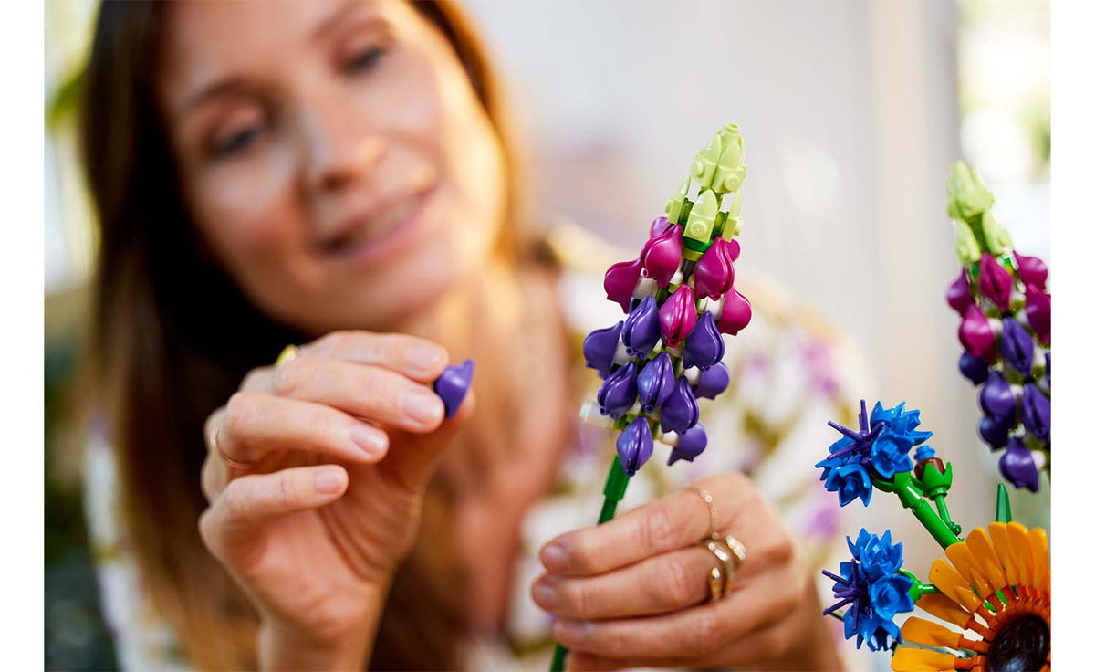 10313 | LEGO® Botanicals Wildflower Bouquet