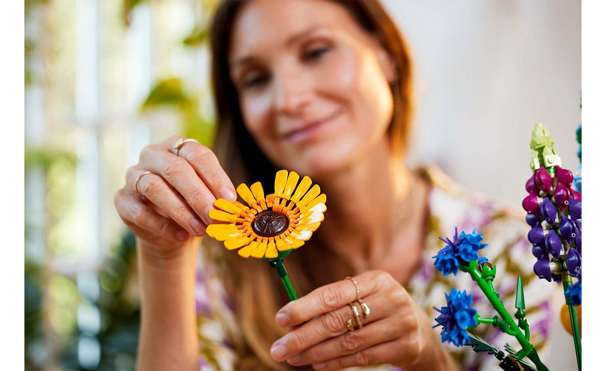 10313 | LEGO® Botanicals Wildflower Bouquet