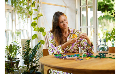 10313 | LEGO® Botanicals Wildflower Bouquet