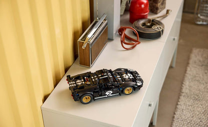 42223 | LEGO® Technic 1966 Ford GT40 MKII Race Car