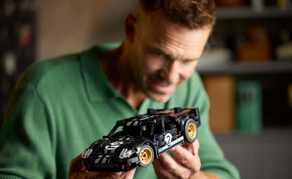42223 | LEGO® Technic 1966 Ford GT40 MKII Race Car