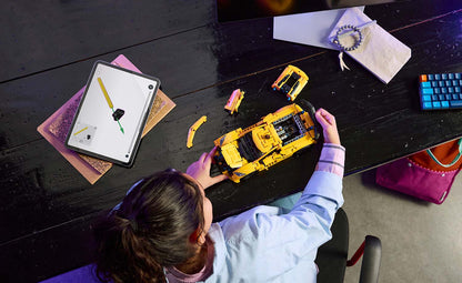 42205 | LEGO® Technic Chevrolet Corvette Stingray