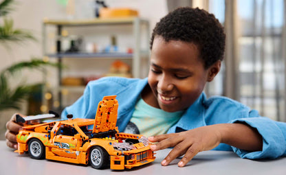 42204 | LEGO® Technic Fast and Furious Toyota Supra MK4